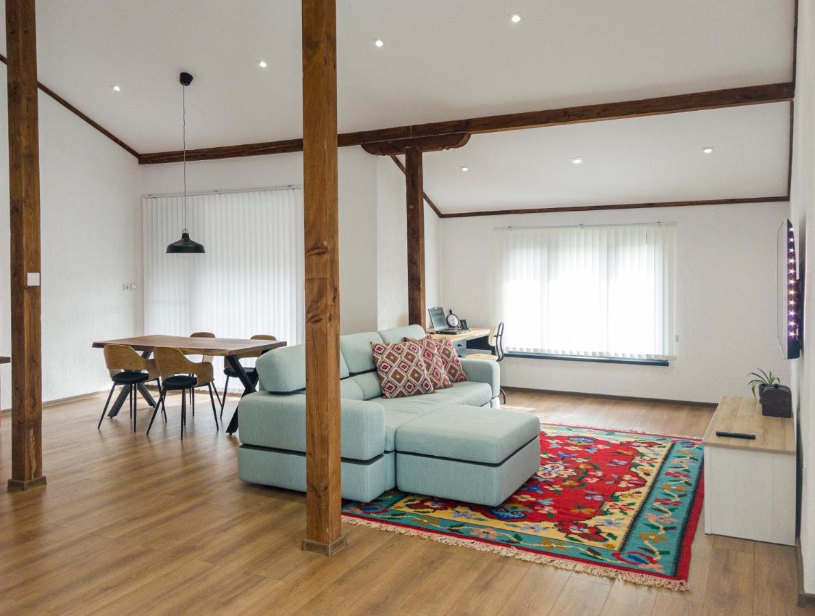 Apartment Stylish Loft With Great View To *